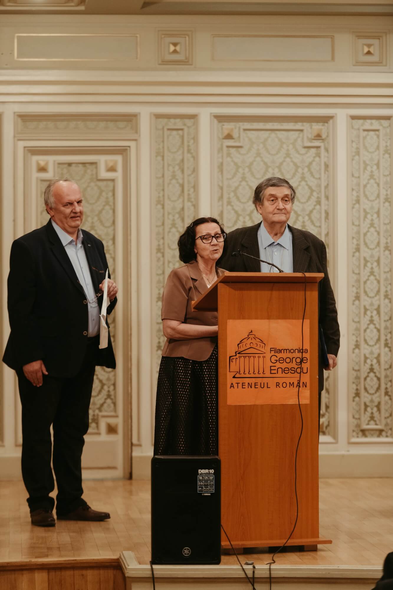 Acordarea premiului de eminescologie pentru criticul literar Alex Ștefănescu